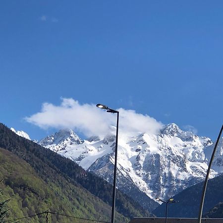 Appart T 3 Bagneres-De-Luchon Vue Montagne - Piscine Mi Juin Dış mekan fotoğraf