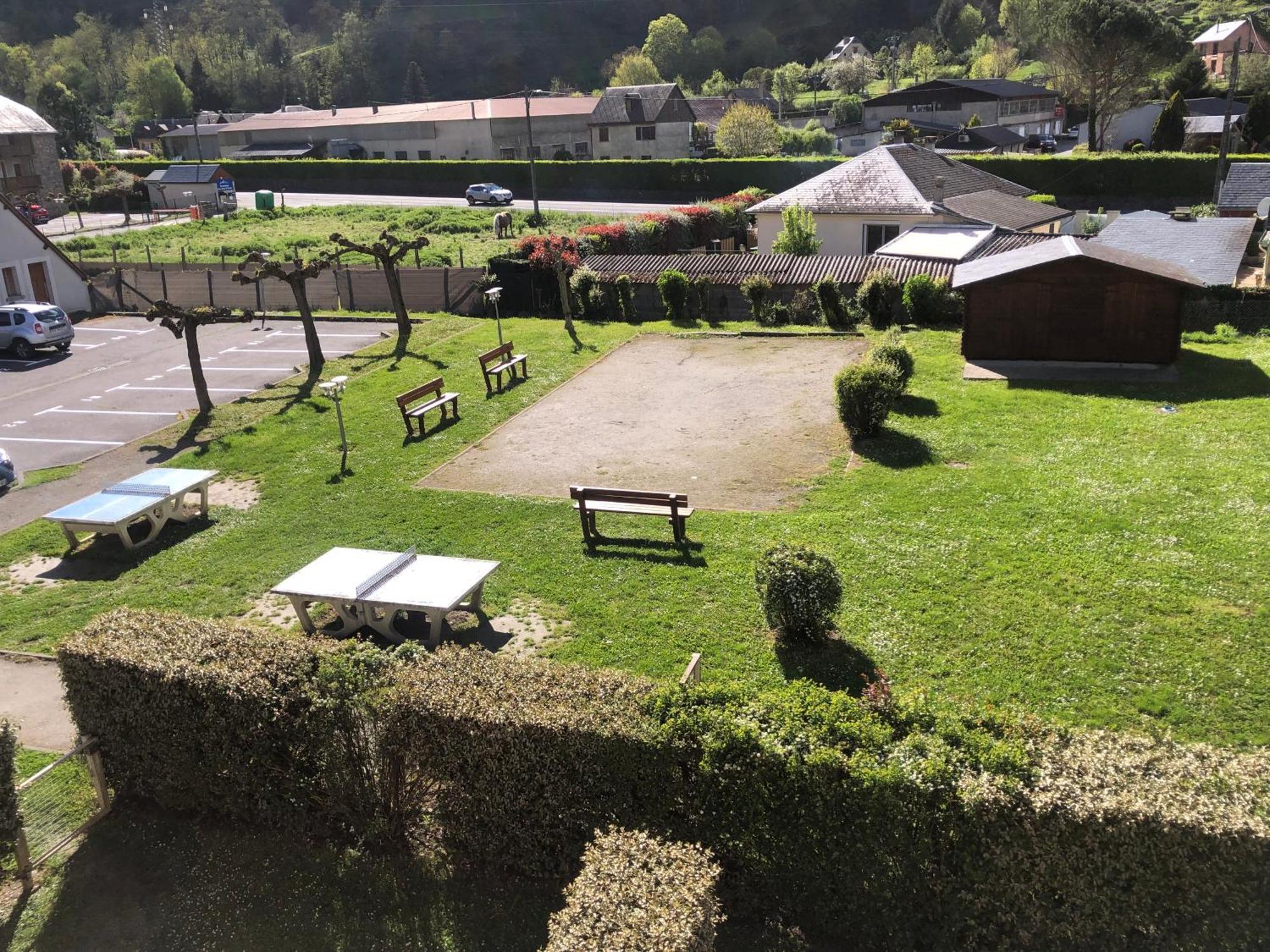 Appart T 3 Bagneres-De-Luchon Vue Montagne - Piscine Mi Juin Dış mekan fotoğraf